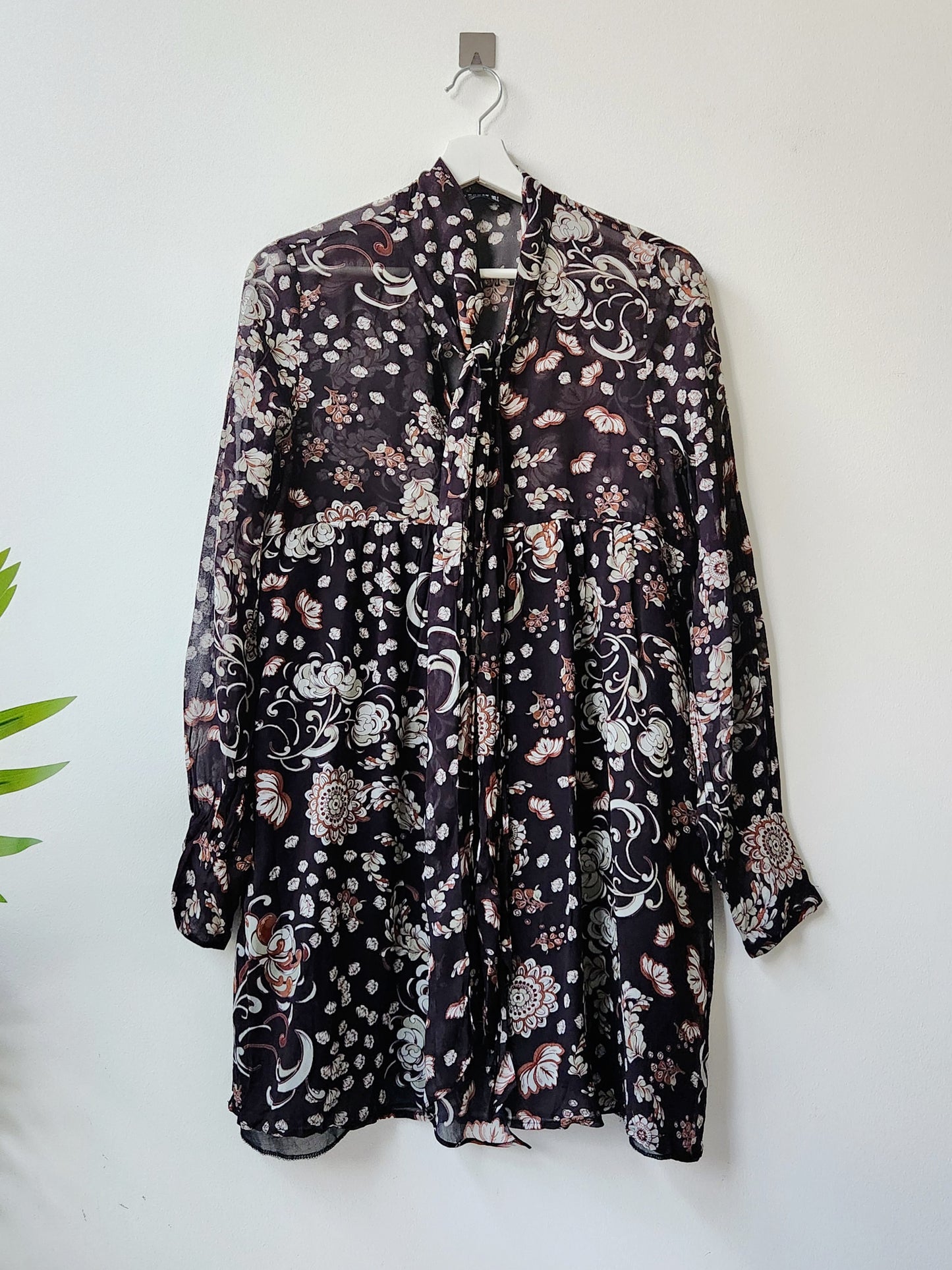 Zara neck tie full sleeves floral dress - brown