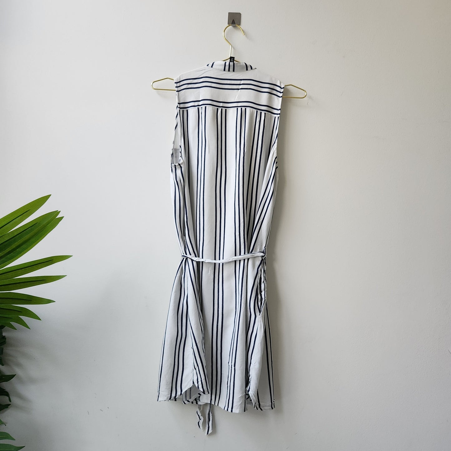 H&M striped tie front dress - white/blue