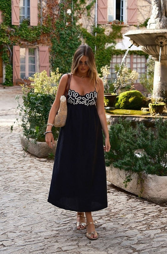 JAPN✨️ Embroidered Sling Maxi Dress