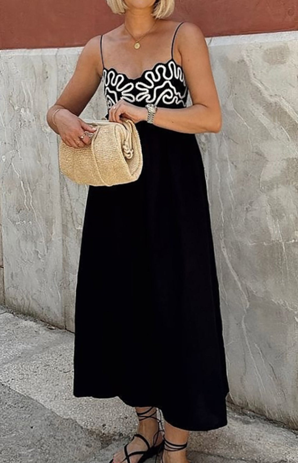 JAPN✨️ Embroidered Sling Maxi Dress